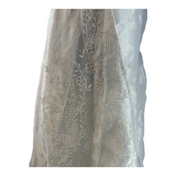 Girls Formal Gown - Picture 4 of 5